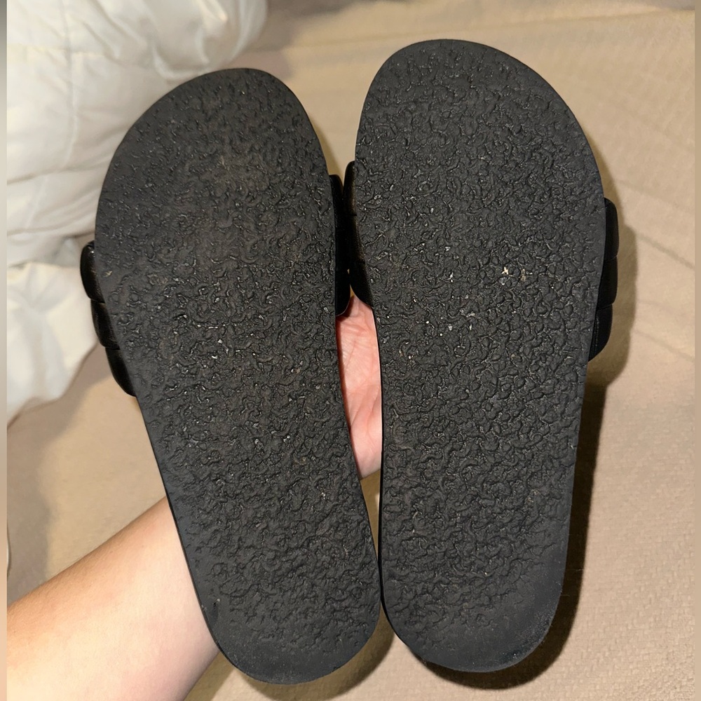Seychelles Black Slide Sandals - Picture 2 of 6